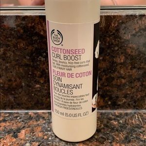 The Body Shop Cottonseed Curl Boost